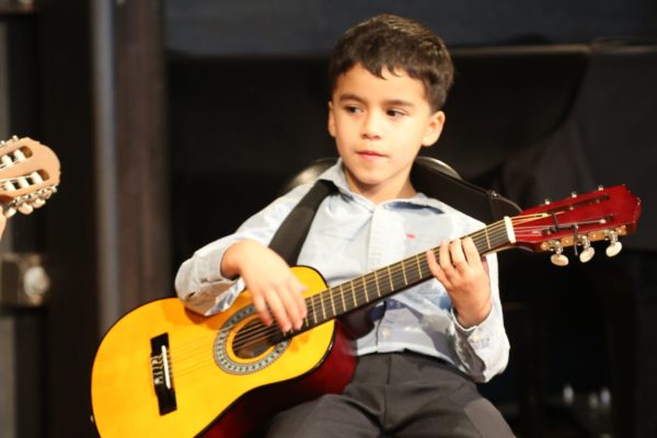 Intro to Children's Guitar Intro to Children's Guitar