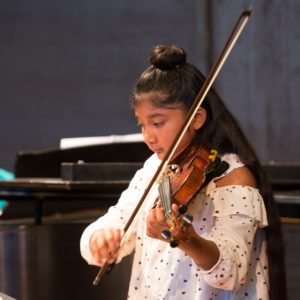 violin student at east bay center